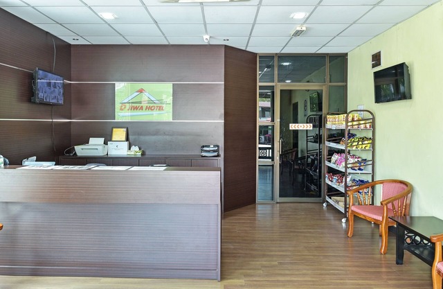 Capital O 90761 D Jiwa Hotel