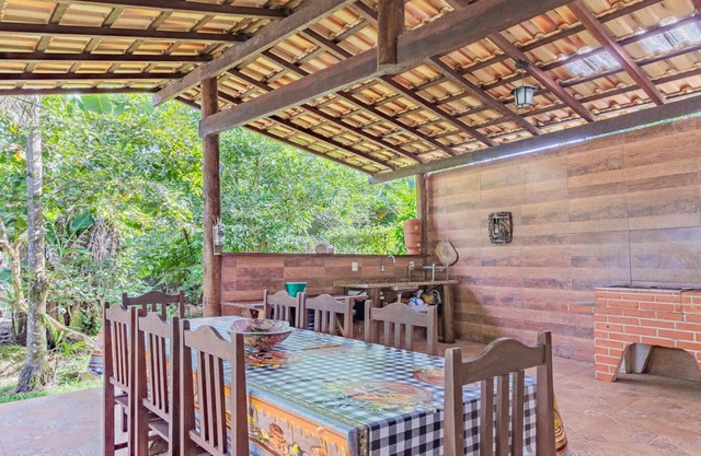 Casa em Paraty com Área Gourmet e Churrasqueira