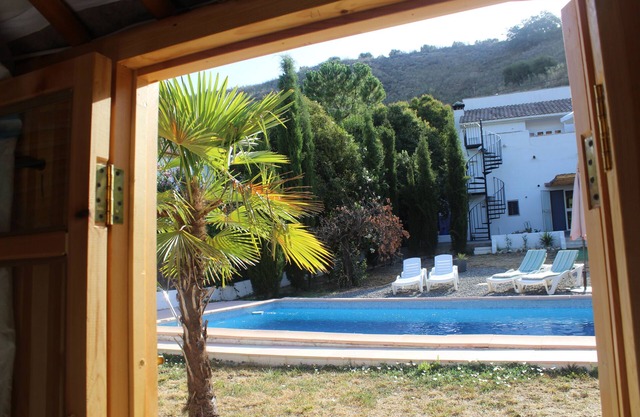 Casa La Nuez B&B, yurt, spacious bathrooms, free WiFi, terrace, pool, garden