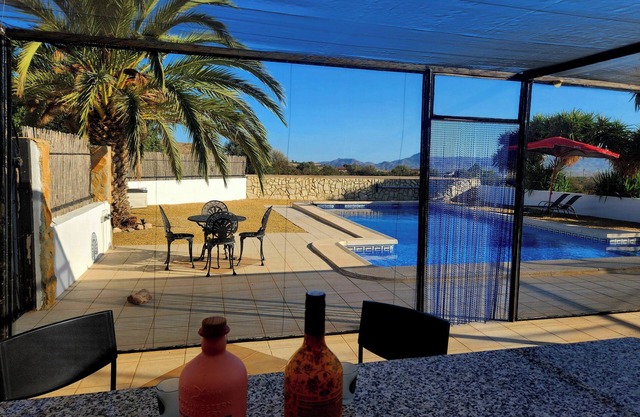 Casita-max 7guests-private/pool-patio-bbq-parking