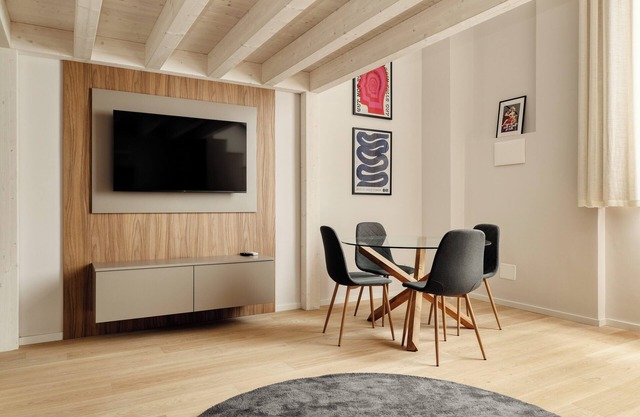 Cenisio 23 - One Bedroom Apartment, Sleeps 4