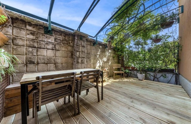 Central Island Apartment [150m METRO MARCHE]