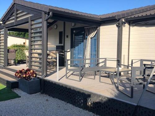 Chalet 3 Chambres avec Piscines, Clim et Proximité Plages à Pomérols - FR-1-783-13