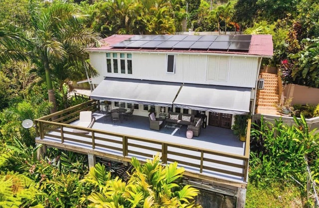 Chalet Lulu | Yoga/Retreat | P Solar | Hot Tub