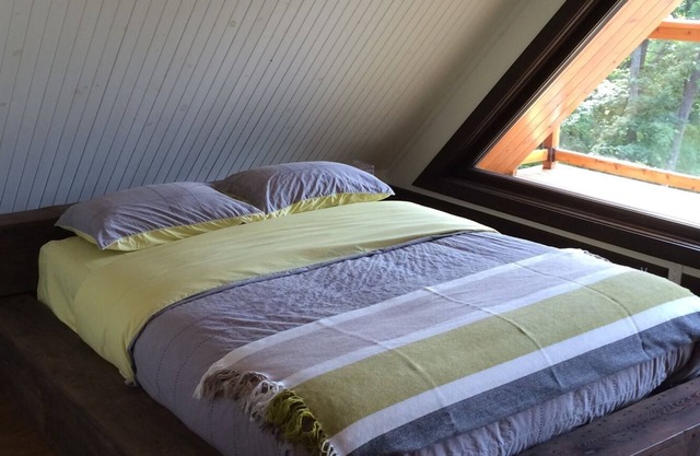 Chalet Scandinave au Quebec Vue, Spa, Sauna, Douche ext