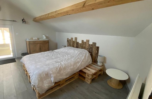 Chambre privative chez Toutoune