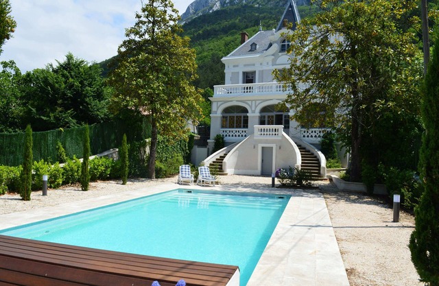 Charismatic 'Petit Chateau' in the heart of Cathar country.