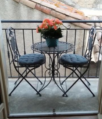 CHARMANTE MAISON - Meublé de Tourisme 2 étoiles "LOURECANTOU"