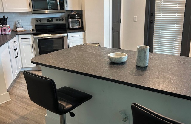 Charming 2-bedroom apartment with AC, fitness room in lovely Pooler