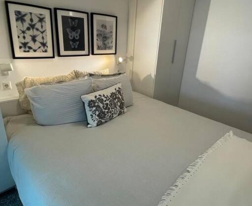 Charming Coastal Retreat