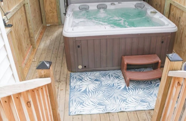 Charming & Cozy Stay Just Minutes from Boston