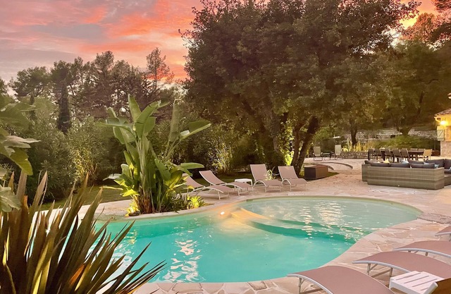 Charming Estate on 1Ha: 3 Houses, Heated 28 °C Pool, SPA, Ideal for Families