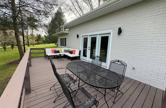 Charming Family and Fisherman Paradise!