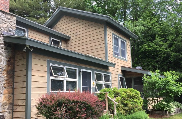 Charming lakefront home in the heart of the Berkshires