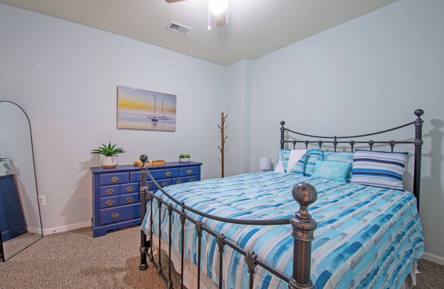 Charming studio with WiFi and AC in serene Leesburg