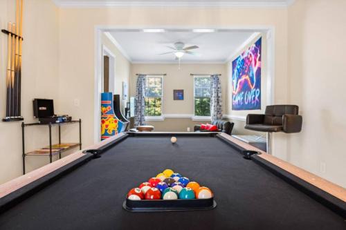 Chelsea's Fun House-University Area!