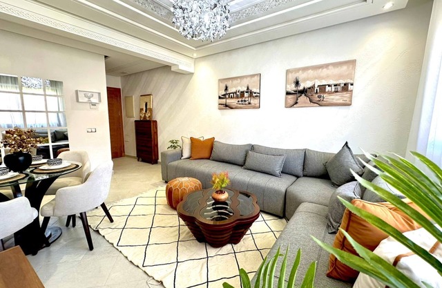 Classy apartment in by the seaside and cabl car