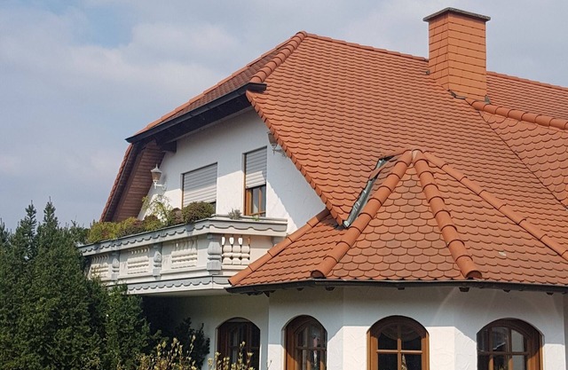 Comfortable apartment with pool for 2-6 people (110 sqm)