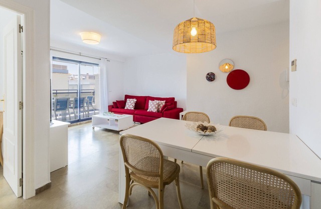 Condo decorated in modern style, Free Wifi, International channels, BBQ