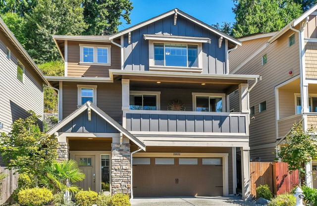 Contempory Home In Bothell's Spirit Ridge