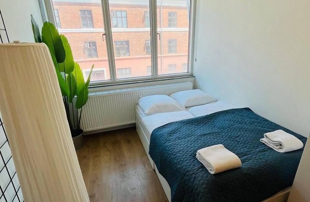 Copenhagen Studio Double Bed and Kitchen 2