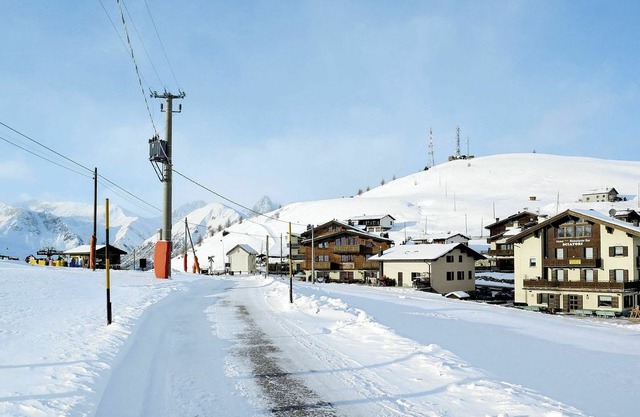 Cosy apartment for 3 people with WIFI, TV and parking