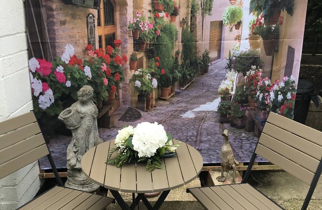 Cosy cottage field views quiet location , kimbolton village Cambridgeshire.