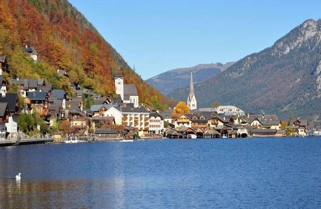 Cosy Holiday Home in bad Goisern with Balcony