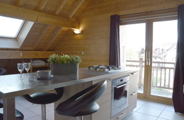 COUNTRY COTTAGE/SOLI/2 PEOPLE