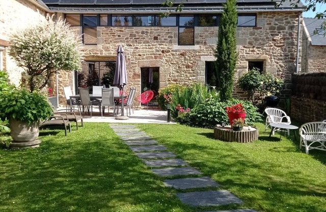 Country Cottage/Gite - BRECHHouse with character