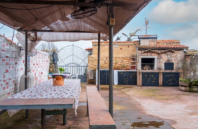 Country House 'La Plazuela De Mari I' with Private Garden and Wi-Fi