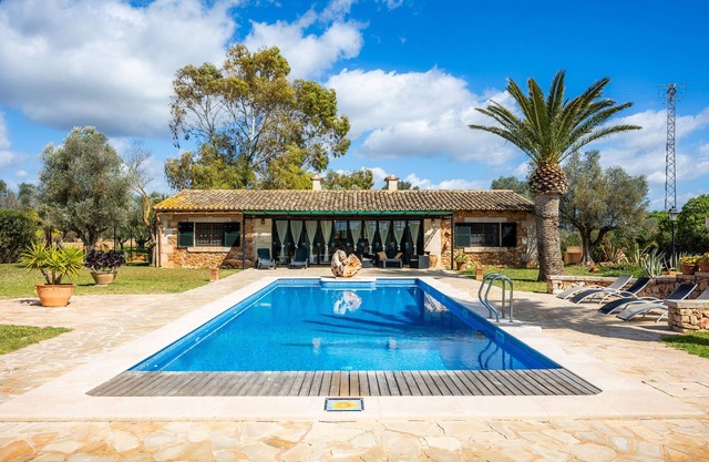 Country House 'La Paloma De Sa Torre Marina' with Pool and Air Conditioning