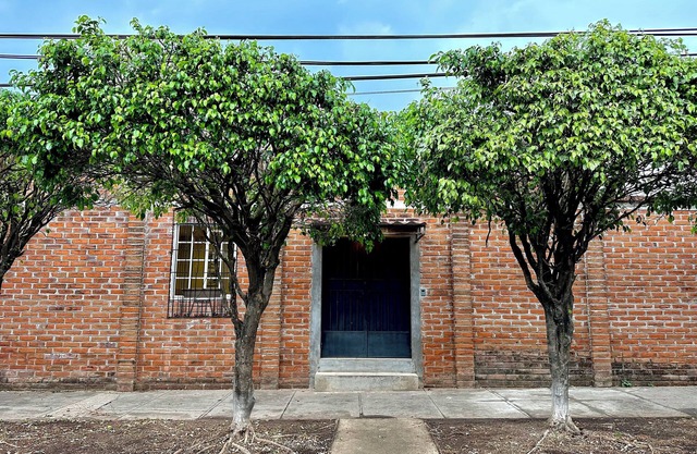 Cozy 1-bedroom apartment in enjoyable Santa Ana