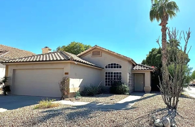 Cozy 2 Bed 2 Bath in Hillcrest Ranch