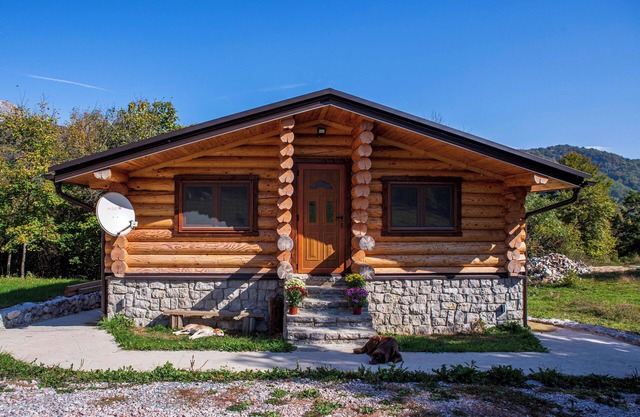 Cozy 2-Bedroom Chalet in Beautiful Countryside in Kolasin