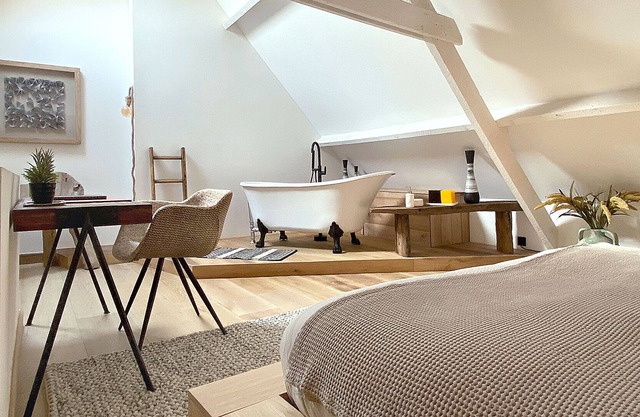 Cozy 3 Bedroom Townhouse in Central Bruges