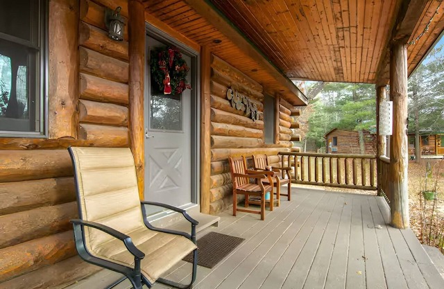 Cozy 3 out of 7 cabin in tranquil New Lisbon