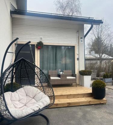 Cozy and close to nature, with free parking!