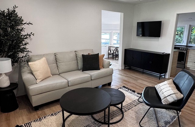 Cozy Cottage on the Ottawa River