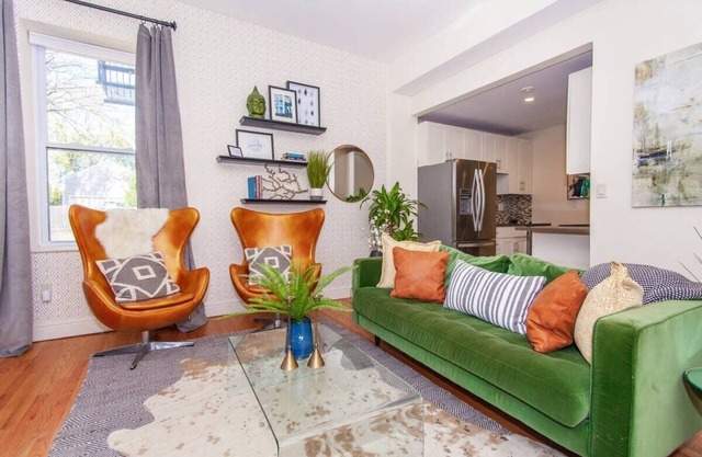 Cozy Duplex | Near T