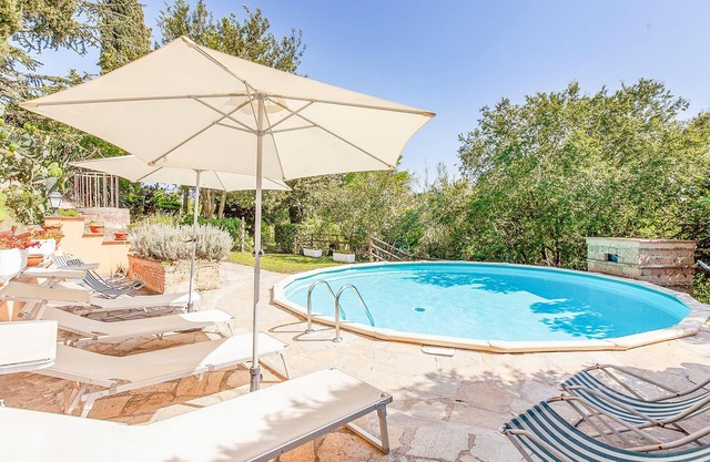 Cozy home in Crespina PI with sauna