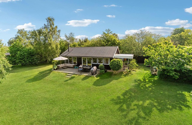 Cozy home in Jægerspris with kitchen