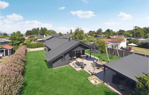 Cozy Home In Otterup With Wifi