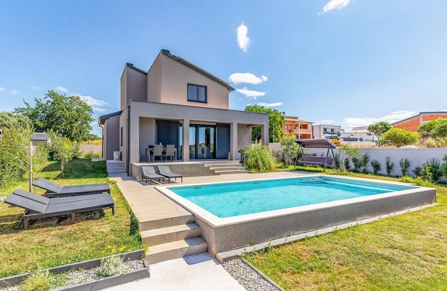 Cozy home in Pula with WiFi