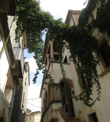 Cozy house in Mendicino, 70m² with fireplace