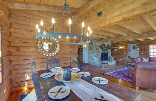 Cozy Log Cabin Getaway w/Fire Pit + 3 Acres!