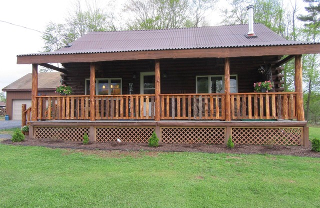 Cozy Log Cabin near Cooperstown Dreams park and All- Star Village