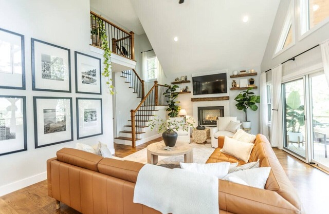 Cozy Luxury Treehouse, 10 Min To Asheville, Mountain Views