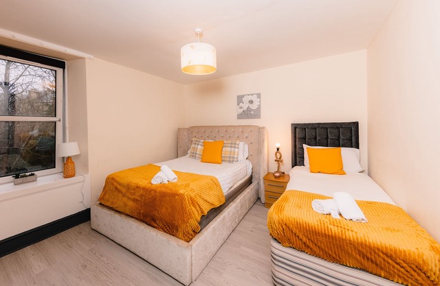 Cozy Old Town Apartment in Nicolson Street