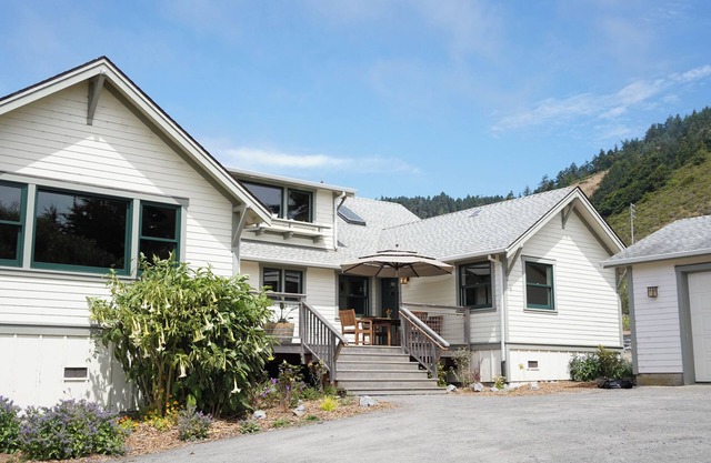 Craftsman by the Sea